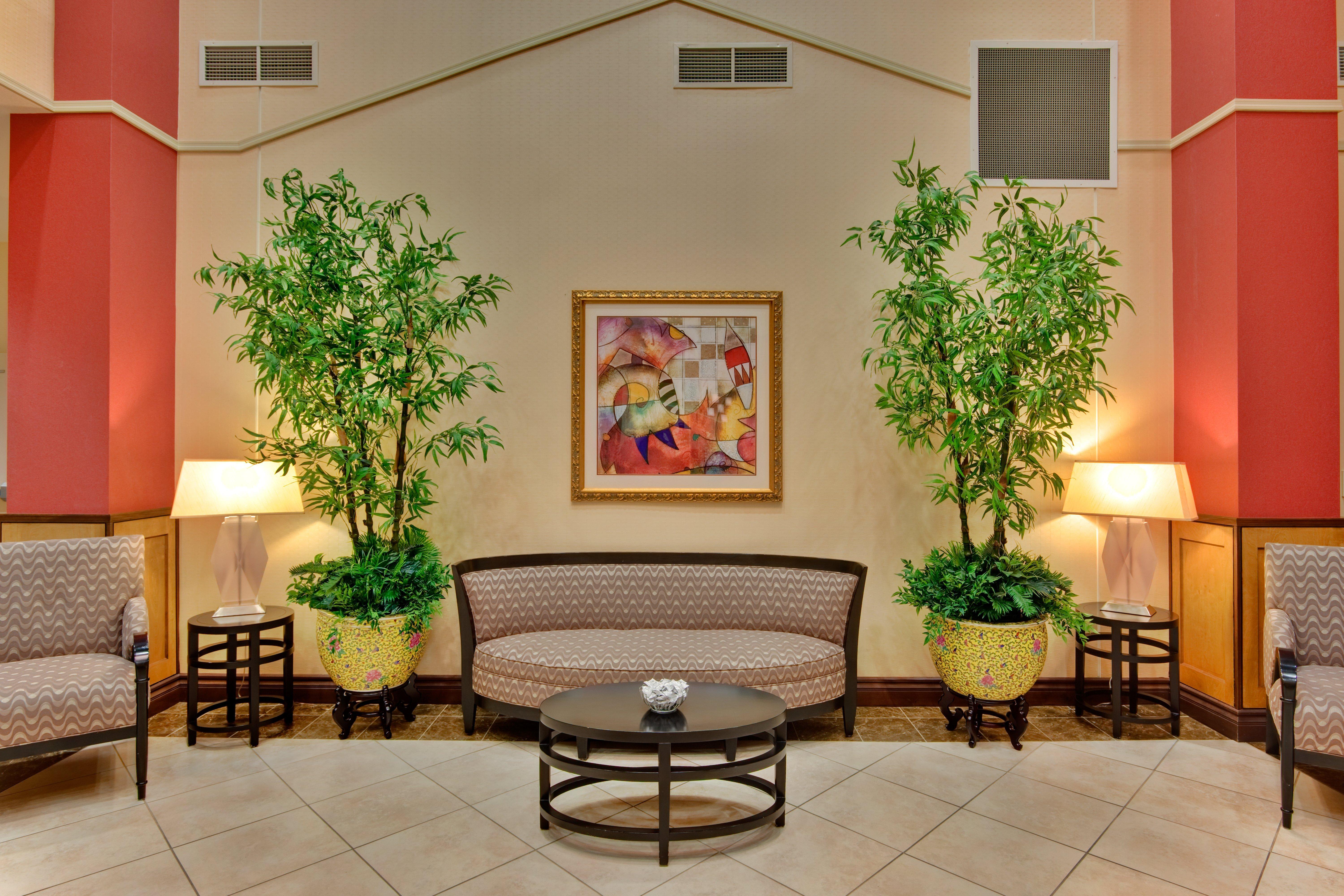 Holiday Inn & Suites Bakersfield, An Ihg Hotel Экстерьер фото