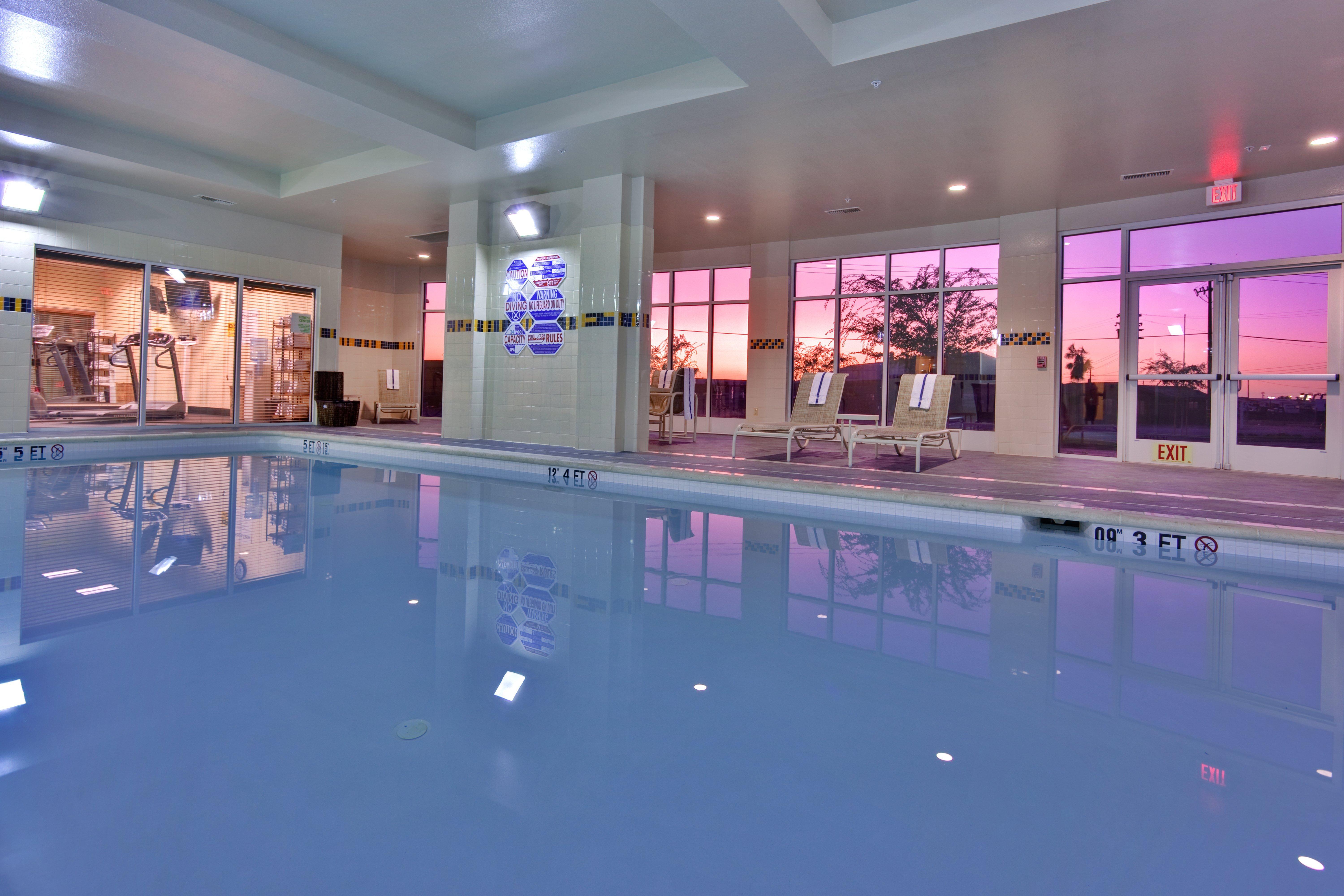 Holiday Inn & Suites Bakersfield, An Ihg Hotel Удобства фото